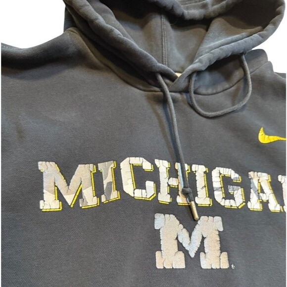 Nike Michigan Wolverines Hoodie Men's Size XL Black Sweatshirt Gray Camo UM - Picture 2 of 8